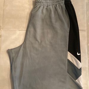 Nike men’s Dri-Fit Shorts, Size XXL, gray with black and white trim